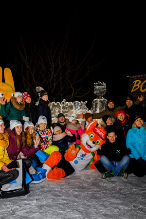 MINSK, BELARUS - 20 JANUARY, 2018: the mascot of the II European games fox Lesik is photographed with adults and childrenのeditorial素材