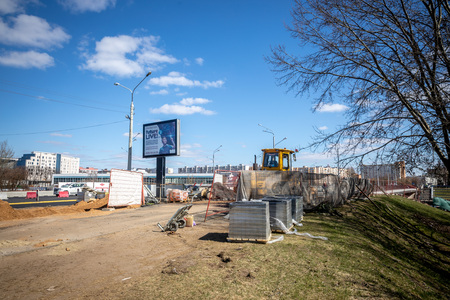 MINSK, BELARUS - 1 MARTH, 2019: Repair of bridge in the centre of the cityのeditorial素材