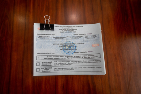 MINSK, BELARUS - 21 APRIL, 2019: Voting in the elections of the President of Ukraine at one of the polling stations in Minskのeditorial素材