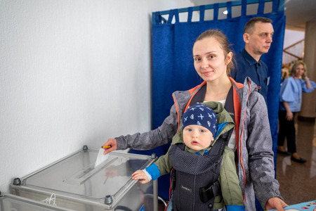 MINSK, BELARUS - 21 APRIL, 2019: Voting in the elections of the President of Ukraine at one of the polling stations in Minskのeditorial素材