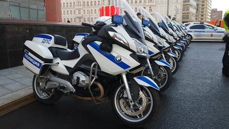 MAY 05, 2018 MOSCOW, RUSSIA: Russian road polis officers team on the street.のeditorial素材