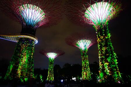 Singapore - March 20, 2018: Supertree Grove in Singapore Parkのeditorial素材
