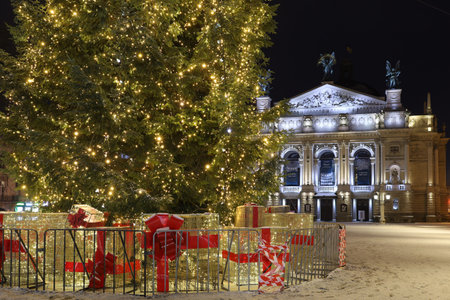 LVIV, UKRAINE - January 14, 2021: Christmas and New Year tree and fair in winterのeditorial素材