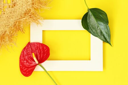 Summer mockup photo frame with flower and leavesのeditorial素材