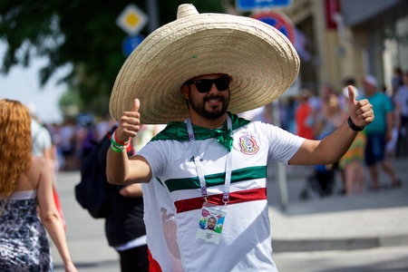 Mexican fans before the match South Korea - Mexicoのeditorial素材