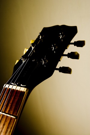 Electric guitar
