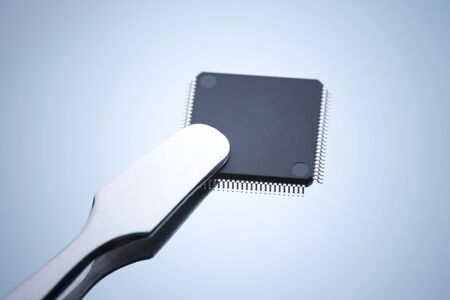 CPU