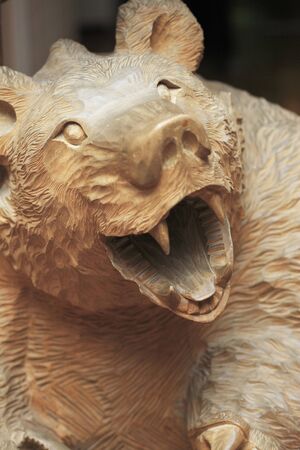 Wood carving of the bearの写真素材