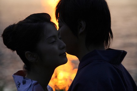 Yukata couple silhouetteの写真素材