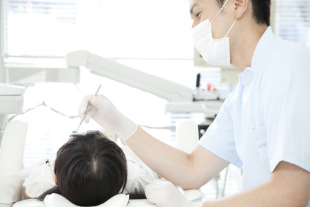 Dentist to treatの写真素材