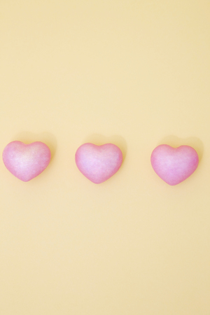 3 pieces of heartの写真素材