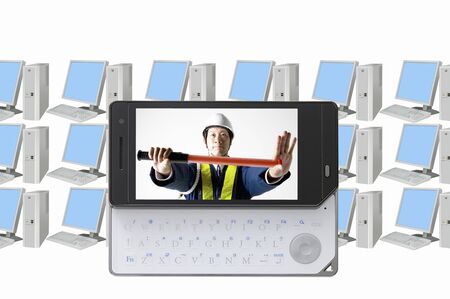 Security guards and a PC that moves to the mobile screen