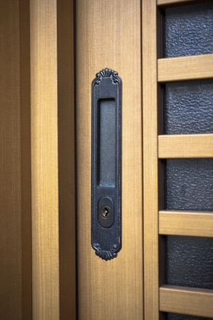 Sliding door