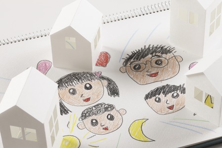 Paper crafts home and family paintingsの写真素材