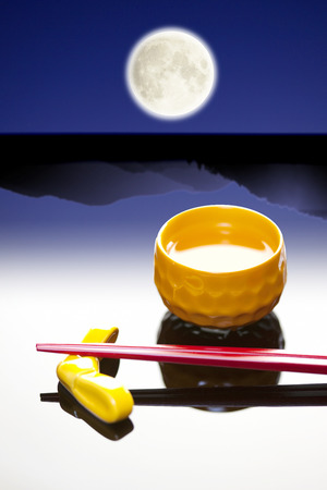 Chopsticks and cupsの素材 [FY31040078358]