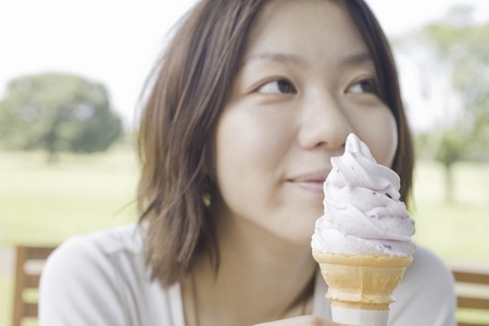 Women who eat ice cream