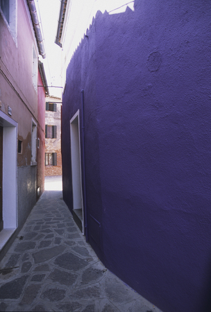 Alley of purpleの写真素材