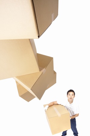 Workers of transportation to look up the cardboard