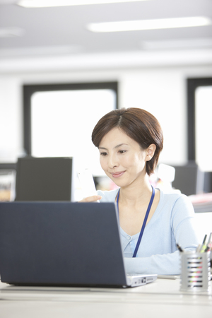 OL to work on a PCの写真素材