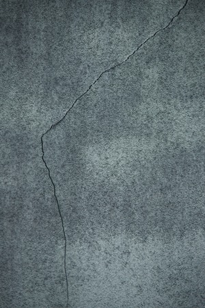 Cracks and cracked wallの写真素材