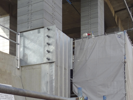 Seismic reinforcement work of the railway overpass pillar