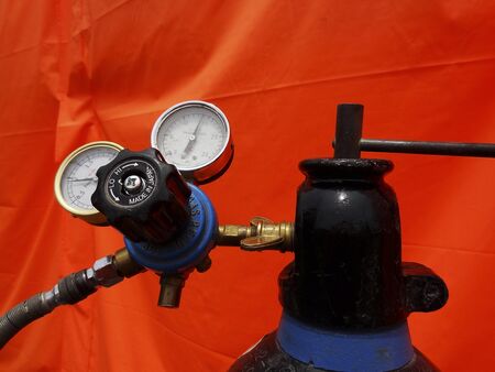Pressure gauge of acetylene gas