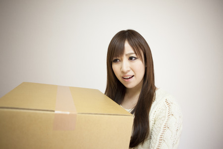 Women with cardboard