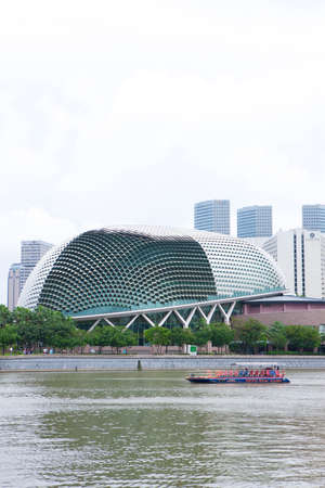 Arrayのeditorial素材