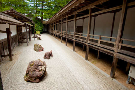 Arrayのeditorial素材