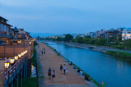 Arrayのeditorial素材