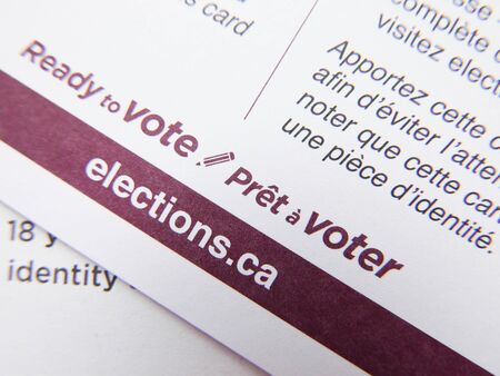 Close up federal elections ballotの写真素材