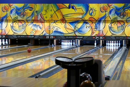 Coquitlam, BC, Canada - January 06, 2016 : Close up ball rolls down a bowling laneのeditorial素材