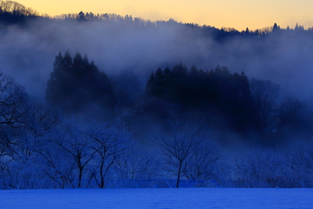 Winter view of the riverの写真素材