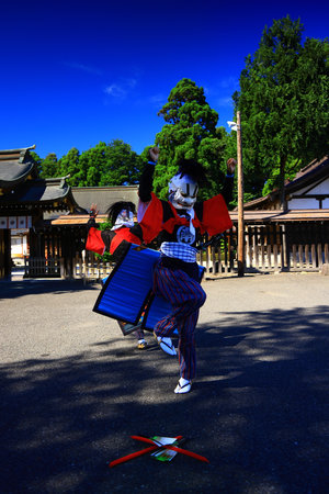 Traditional Japanese drummers in Kamakura, Japan.の写真素材