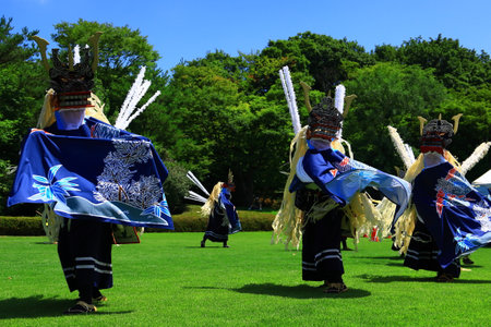 Traditional Japanese drummers in Kamakura, Japan.の写真素材
