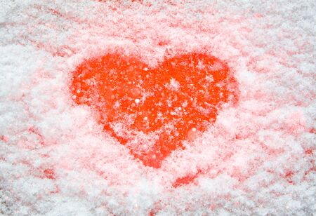 red snow heartの写真素材