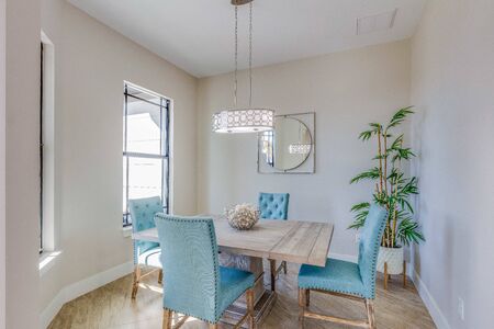 Simple yet elegant dining room