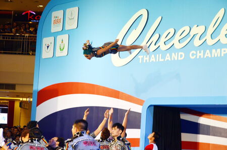 Bangkok, Thailand - October,17 2014 -Cheerleaders contest at Seacon square shopping centerのeditorial素材