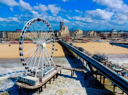 Hague ferris wheelのeditorial素材