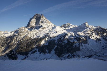 sunset on the western slope of the peak Midi d'Ossau, 2884 meters, Ossau Valley, Pyrenees, Franceの写真素材