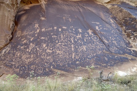 Indian petroglyph in Newspaper Rock, Utahの写真素材