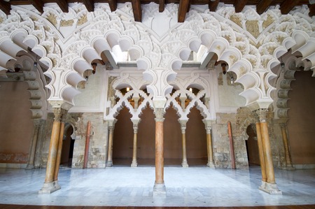 Taifal palace arches, Aljaferia Palace, Zaragoza, Aragon, Spainのeditorial素材