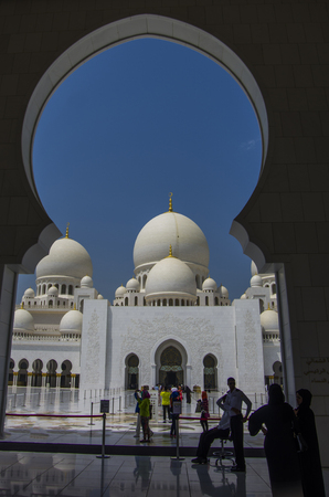 ABU DHABI, UAE-SEPTEMBER 1, 2015: General view of Sheikh Zayed Mosque.のeditorial素材