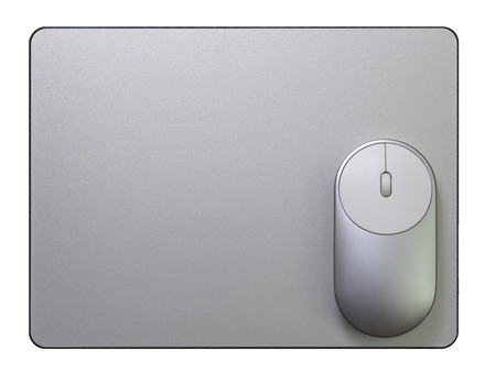 top  view of premium wireless mouse in Aluminium mouse pad