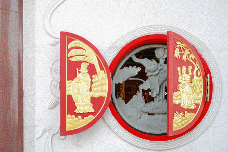 Window of Chinese temple in Thailandの写真素材