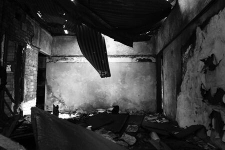 Falling Roofの写真素材