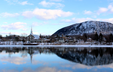 Mont St-Hilaire from across the Richelieu