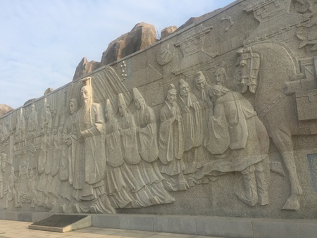 wall carving at Hancheng lakeのeditorial素材