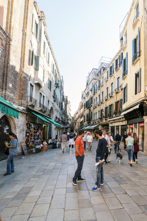 Venice, Veneto, Italy. May 21, 2017: People walking along the shopping street called "Ruga del Oresi" near the Rialto Bridgeのeditorial素材
