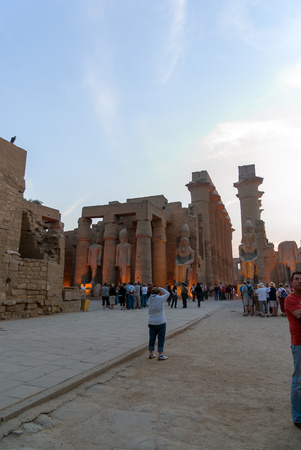 Luxor, Egypt. February 20, 2017: View of the entrance to the processional colonnade built by Amenhotep III in the temple of Luxor, located after the peristyle courtyard. With tourists visitingのeditorial素材